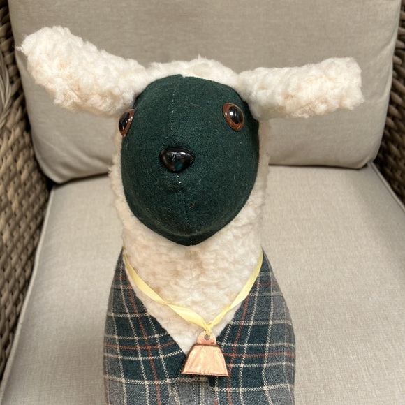 Custom made w/beady eyes & his brassmetal bell-this sheep stands up on his own. - Picture 3 of 7
